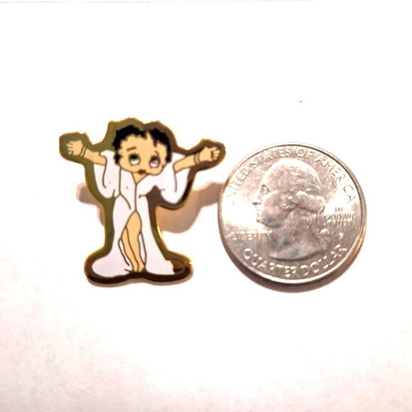 BETTY BOOP White Fur Coat Lapel/Hat Pin - Picture 7 of 12